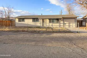 150 McCart St, Fernley, NV 89408 - Photo 37