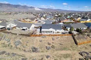 107 Creekside Dr, Dayton, NV 89403 - Photo 37