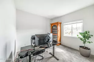 7405 Mystic Vly Dr, Reno, NV 89506 - Photo 19