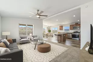 8260 Sycamore St, Silver Springs, NV 89429 - Photo 3