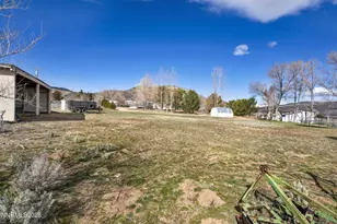 55 Buckboard Cir, Reno, NV 89508 - Photo 25