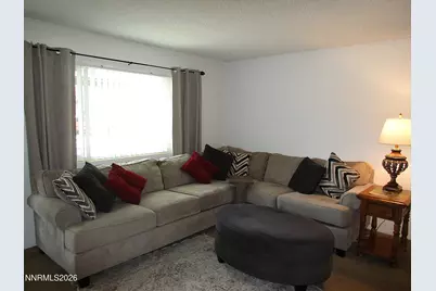 812 Chernus Drive, Carson City, NV 89703 - Photo 7