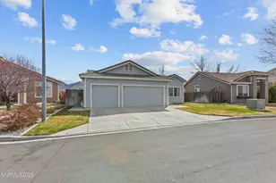 2790 Fairwood Dr, Reno, NV 89502 - Photo 3