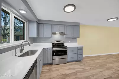 1325 N Green Court, Carson City, NV 89701 - Photo 5