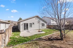 10025 Hampton Park Dr, Reno, NV 89521 - Photo 3