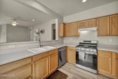 5421 Desert Peach Drive, Sparks, NV 89436 - Photo 15