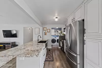 14040 Feldspar Court, Reno, NV 89521 - Photo 7
