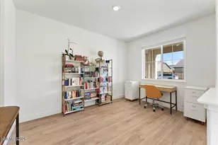 6417 Bucking Horse Ct, Sparks, NV 89436 - Photo 5