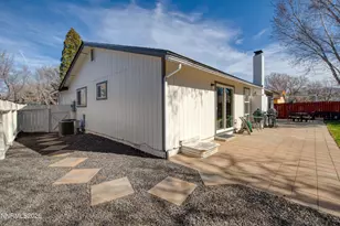 4220 Bismarck Dr, Reno, NV 89502 - Photo 33
