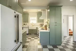 402 W Robinson St, Carson City, NV 89703 - Photo 17