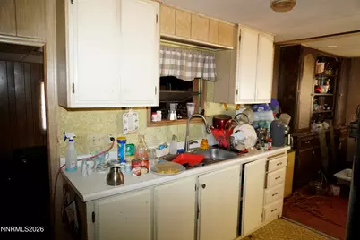 185 Kennedy Drive, Reno, NV 89506 - Photo 11