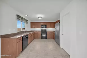 11385 Verazae Dr, Reno, NV 89521 - Photo 9