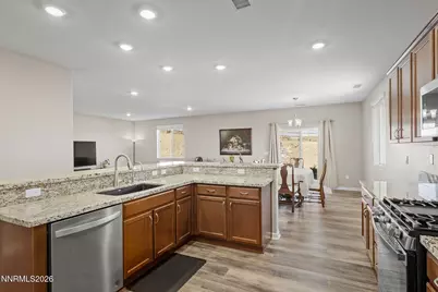 556 Beckwourth Drive, Reno, NV 89506 - Photo 9