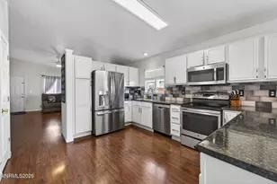 7385 Matisse Ct, Sun Valley, NV 89433 - Photo 15