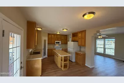 2335 Jacobsen Lane, Gardnerville, NV 89410 - Photo 11