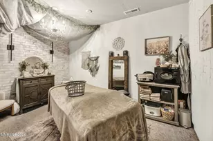 8854 Finnsech Dr, Reno, NV 89506 - Photo 7