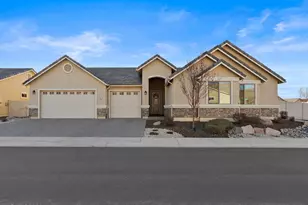 9803 Ash Meadow Dr, Reno, NV 89521 - Photo 5