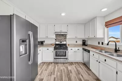 702 Ophir Court, Dayton, NV 89403 - Photo 7