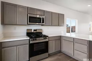 357 Halite Dr, Dayton, NV 89403 - Photo 5