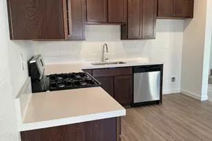 258 Green Ln, Dayton, NV 89403 - Photo 5