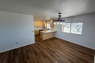 14 Pebble Beach Dr, Yerington, NV 89447 - Photo 7