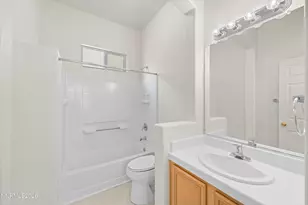 1641 Emerald Bay Dr, Reno, NV 89521 - Photo 27