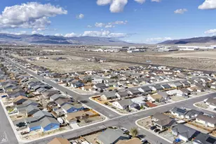 132 Campfire Wy, Fernley, NV 89408 - Photo 27