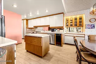 100 Moore Ln, Reno, NV 89509 - Photo 15