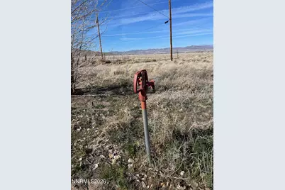 17 Overland Street, Yerington, NV 89447 - Photo 1