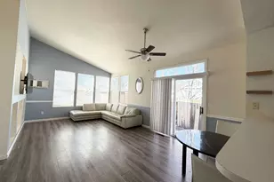 4695 Hampton Ln, Reno, NV 89519 - Photo 3