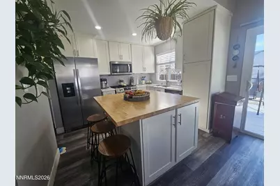 5455 Santa Barbara Avenue, Sparks, NV 89436 - Photo 7