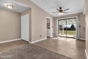 70 Palm Springs Ct, Sparks, NV 89441 - Photo 13