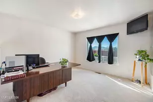 17295 Magnetite Dr, Reno, NV 89508 - Photo 17