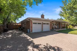 1520 Westwood Dr, Reno, NV 89509 - Photo 3