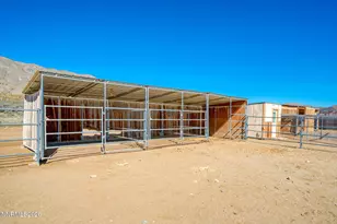 1215 Serpentine Rd, Reno, NV 89506 - Photo 39