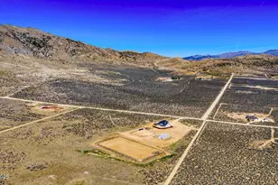 1215 Serpentine Rd, Reno, NV 89506 - Photo 9