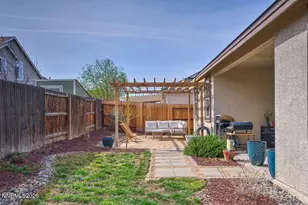 569 Country Hollow Dr, Fernley, NV 89408 - Photo 41