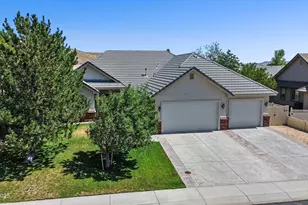 308 San Roma Dr, Dayton, NV 89403 - Photo 5