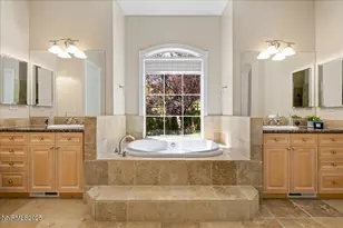 4990 Mountainshyre Rd, Reno, NV 89519 - Photo 33