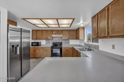 180 Monumental Circle, Sparks, NV 89436 - Photo 11