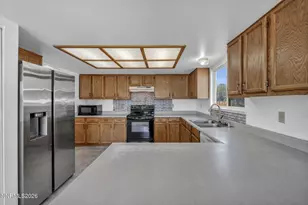 180 Monumental Cir, Spanish Springs, NV 89436 - Photo 11