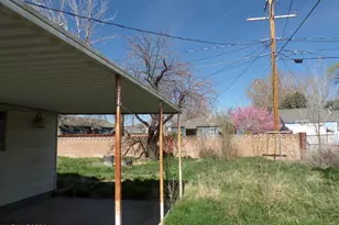 710 L St, Sparks, NV 89431 - Photo 11