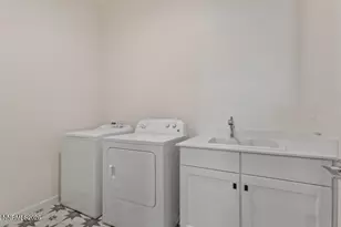 2345 Jagged Peak Ln, Sparks, NV 89436 - Photo 21