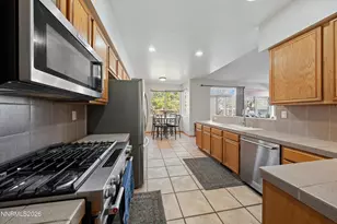 3225 Eaglewood Dr, Reno, NV 89502 - Photo 11