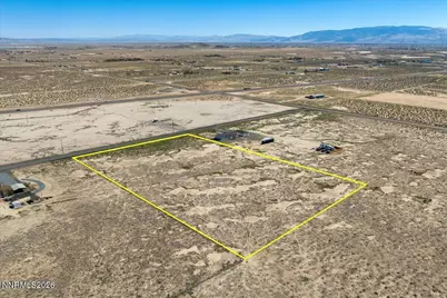 4815 Deodar Street, Silver Springs, NV 89429 - Photo 5