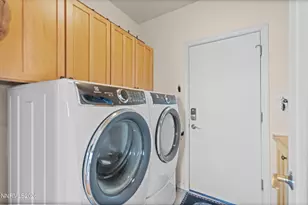 2533 Whitney Oaks Ln, Reno, NV 89523 - Photo 19