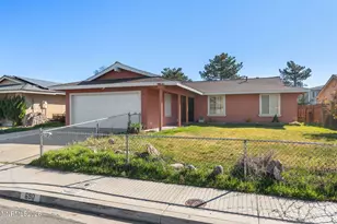 690 Lyyski St, Sparks, NV 89431 - Photo 3