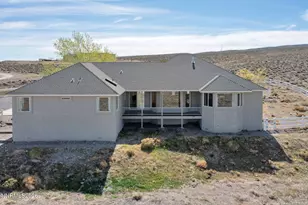 1935 Alta Vista Way, Fernley, NV 89408 - Photo 5