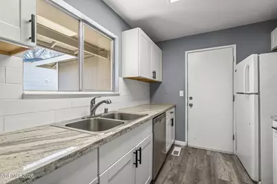 11003 Zeolite Drive, Reno, NV 89506 - Photo 9