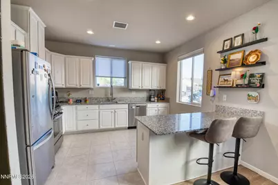 318 Granite Court, Dayton, NV 89403 - Photo 7